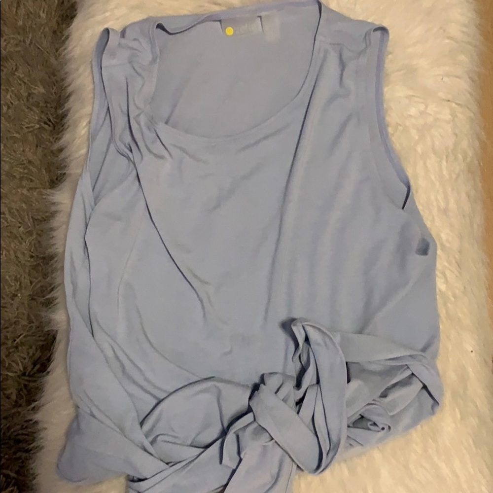 Zella tie tank
